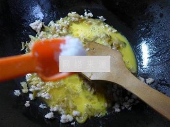 榨菜丝肉末炒鸡蛋的做法图解6