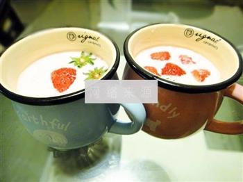 草莓酸奶的做法图解5