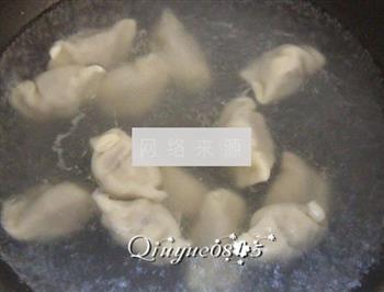 榛蘑猪肉馅饺子的做法图解7