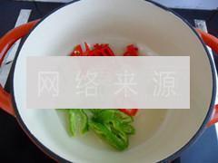 辣白菜豆腐锅的做法图解3