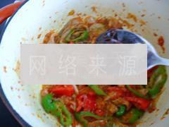 辣白菜豆腐锅的做法步骤4