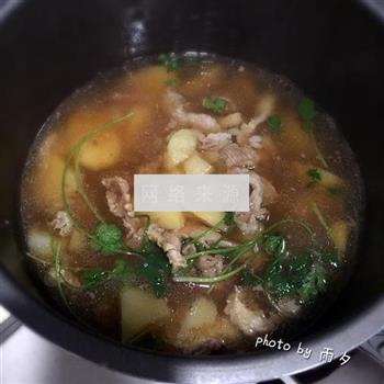 牛筋土豆汤的做法步骤11