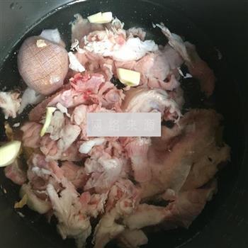牛筋土豆汤的做法步骤4