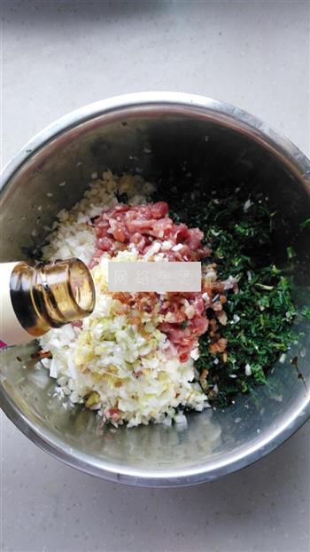 荠菜白菜猪肉水饺的做法步骤7