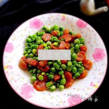 腊肠炒豌豆的做法图解4