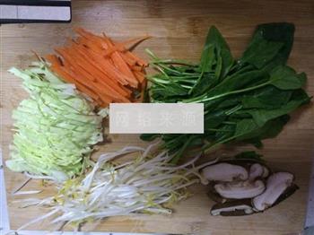 五花肉石锅拌饭的做法步骤3