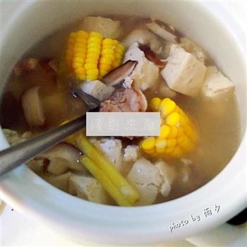 香菇豆腐玉米炖骨头的做法步骤8