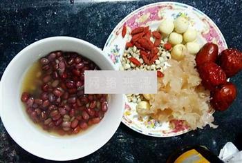 红豆薏仁营养汤的做法图解1
