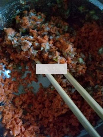 菠菜牛肉丸子汤的做法步骤2