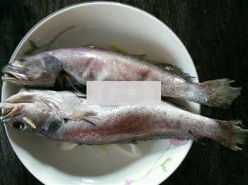 清蒸米鱼的做法图解3