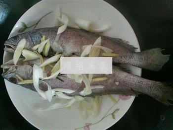 清蒸米鱼的做法图解5