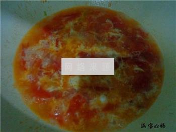 番茄紫菜蛋花汤的做法步骤6