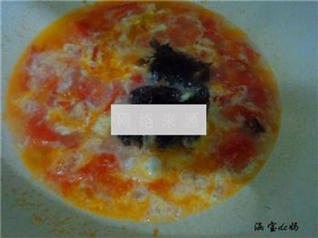 番茄紫菜蛋花汤的做法图解7