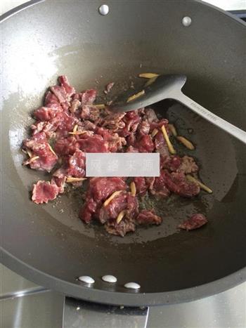 爆炒牛肉的做法步骤4