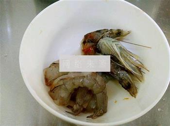 粗粮蔬菜鲜虾粥的做法步骤5