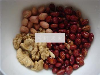 红豆核桃养生粥的做法步骤1