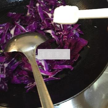 紫甘蓝炒鸡蛋的做法步骤5