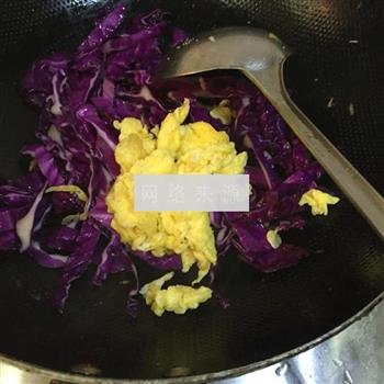 紫甘蓝炒鸡蛋的做法步骤6