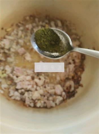 肉末豆腐酸菜粉丝煲的做法步骤5