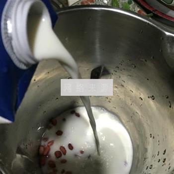 花生牛奶的做法步骤4
