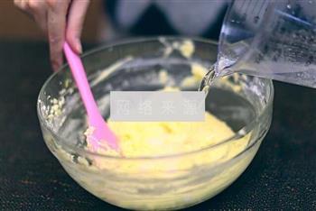 柠檬汽水磅蛋糕的做法步骤6