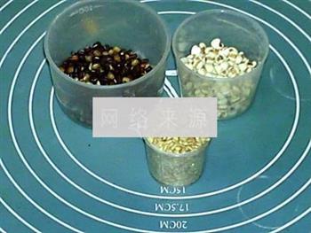 糙米红豆薏仁浆的做法图解1