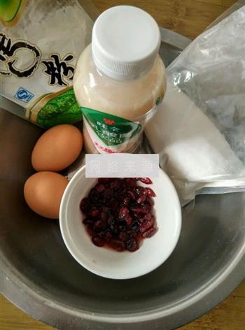 糯米海绵蔓越莓蛋糕的做法步骤1
