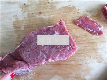水煮牛肉的做法图解1