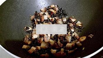 豆豉炒腊肉丁的做法步骤12