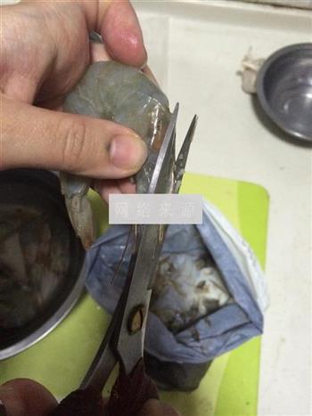 泰味咖喱虾的做法图解2