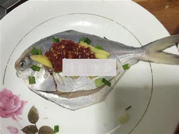 地中海风情烤鱼的做法步骤2