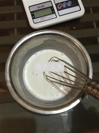 广式鲜虾肠粉的做法步骤2