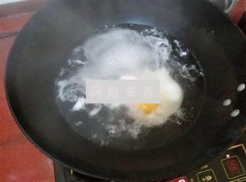 荷包蛋煮方便面的做法图解3
