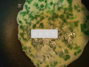 韭菜薄饼的做法步骤5