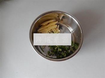 平菇豆腐鱼汤的做法步骤3