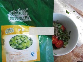 番茄橄榄鲈鱼沙拉的做法步骤9