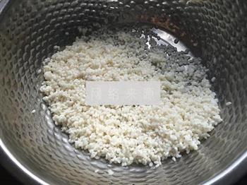 粽香糯米排骨的做法步骤3