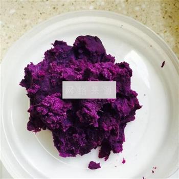 紫薯玫瑰花环馒头的做法图解5