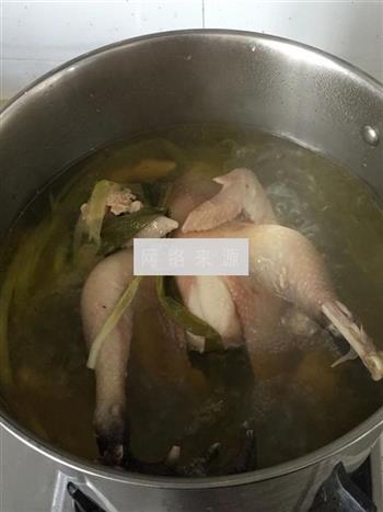 香菇竹荪老鸡汤的做法步骤4