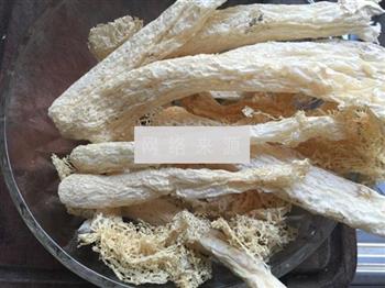 香菇竹荪老鸡汤的做法步骤5