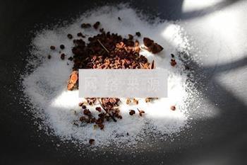 椒盐焗皮皮虾的做法步骤2