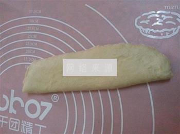 椰蓉面包卷的做法图解8