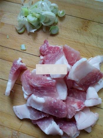 猪肉土豆炖松蘑的做法步骤2