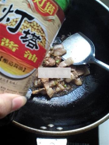 猪肉土豆炖松蘑的做法步骤7