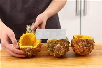 菠萝什锦焗饭的做法图解1