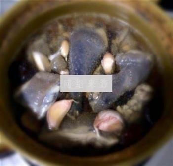 蒜香砂锅土鸡汤的做法步骤5