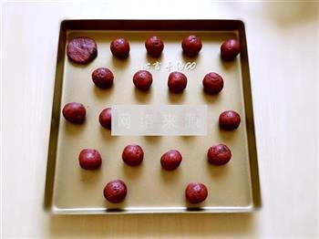 红丝绒巧克力豆曲奇的做法步骤7