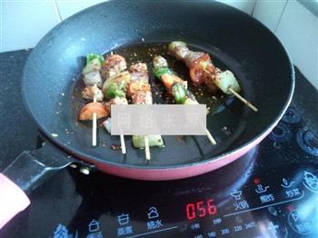 香煎香辣鸡肉串的做法步骤9