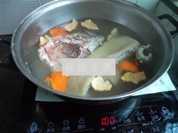 墨鱼羊肉汤的做法步骤2