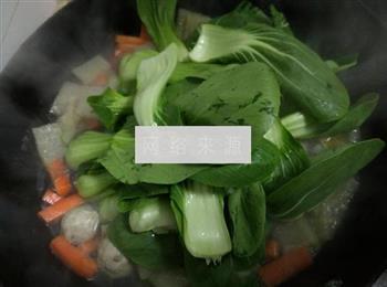 青菜贡丸粉丝汤的做法步骤4